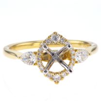 18Kt Yellow Gold Diamond Prong Set Oval Design Halo Ring