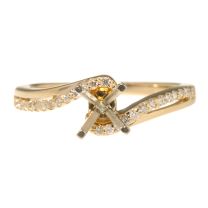 14Kt Yellow Gold Bypass Swirl Design Diamond Engagement Ring