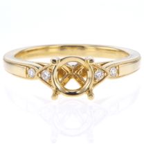 14Kt Yellow Gold Four Prong Solitiare Engagement Ring